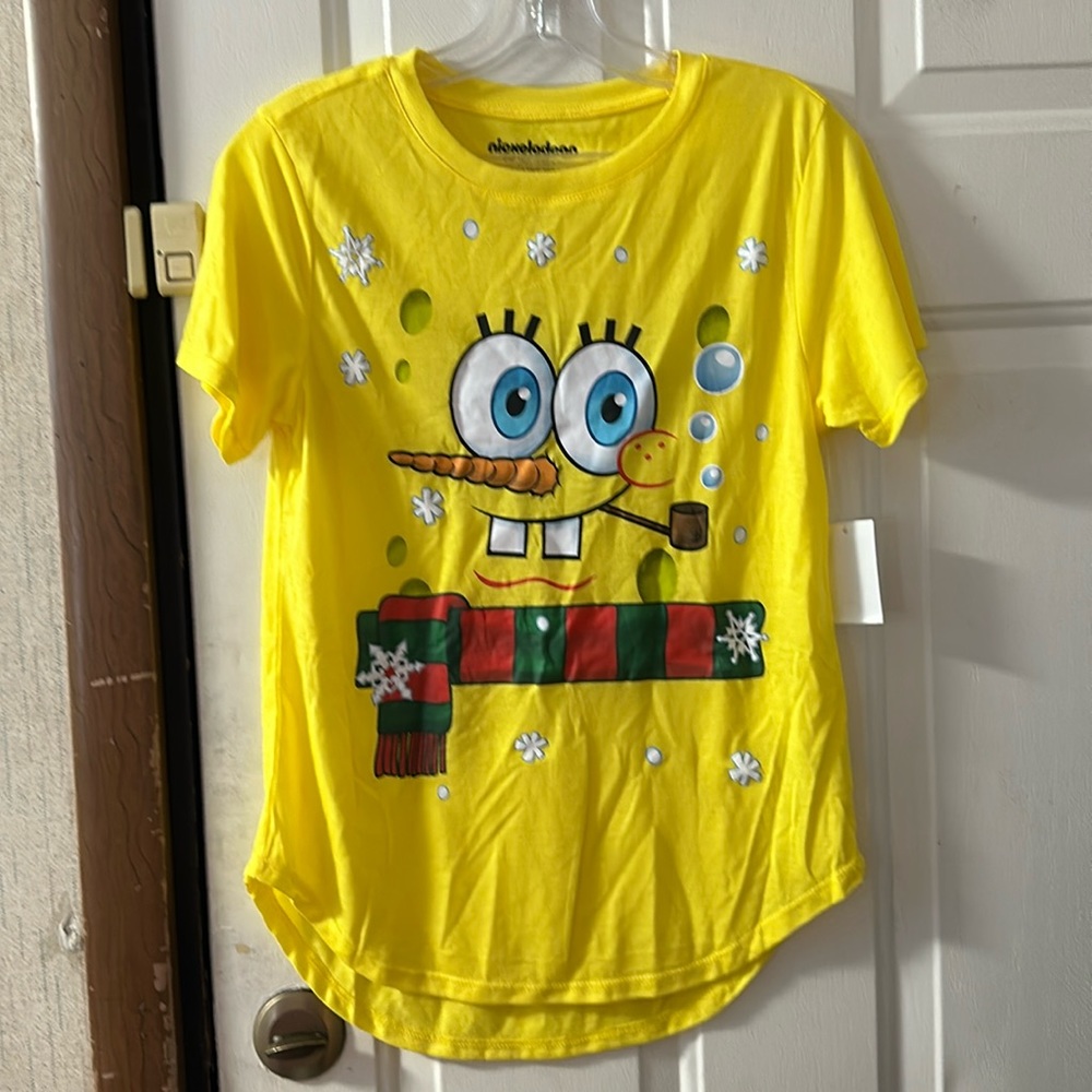 NICKELODEON SPONGEBOB CHRISTMAS TEE: YELLOW: JUNIORS M (7-9)
